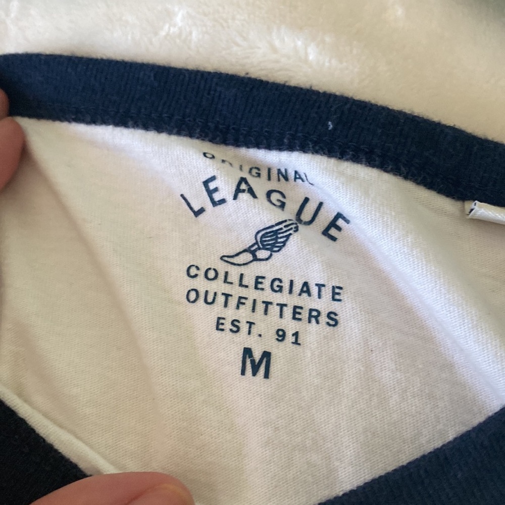 Official Columbia Tee - Picture 2 of 6